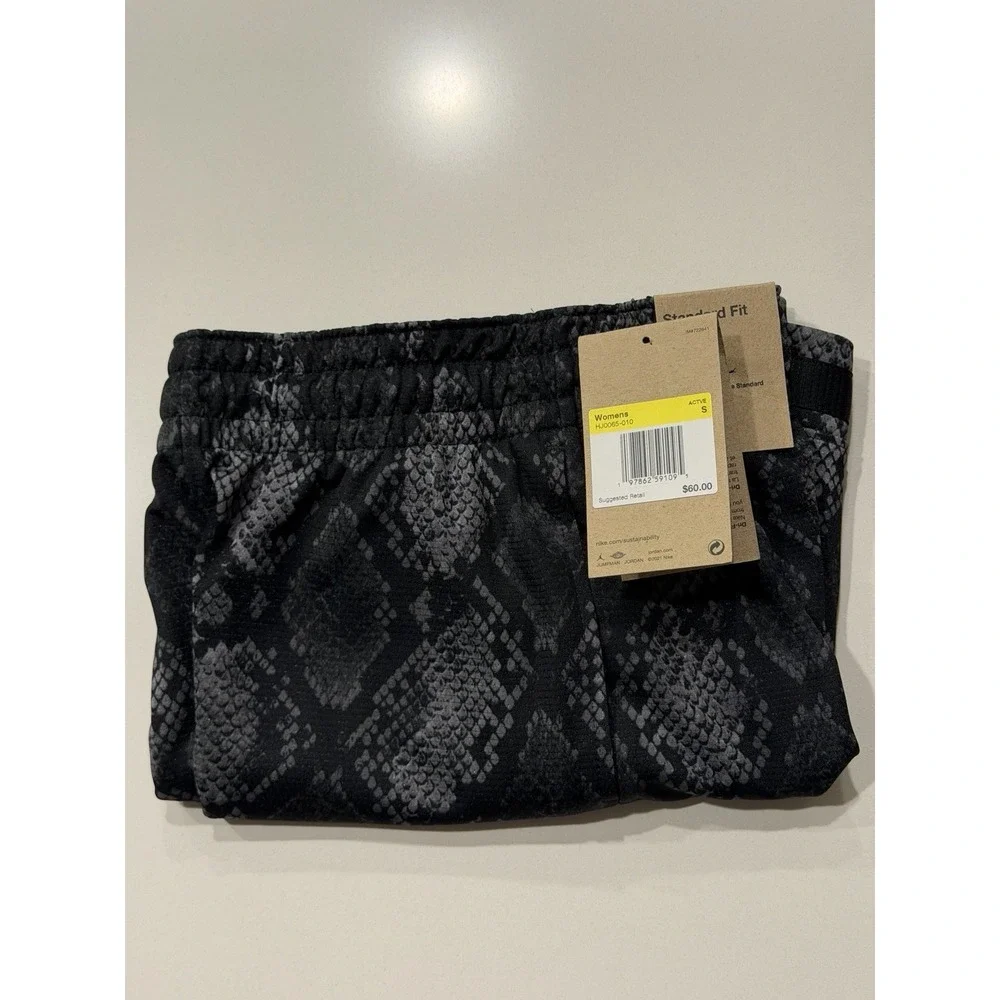 Jordan Sport Snakeskin Print Diamond Short Black HJ0065-010 Womens S NWT
